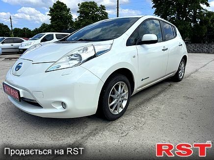 Білий Ніссан Ліф, об'ємом двигуна 80 л та пробігом 96 тис. км за 7750 $, фото 3 на Automoto.ua