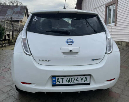 Белый Ниссан Лиф, объемом двигателя 0 л и пробегом 118 тыс. км за 6400 $, фото 8 на Automoto.ua