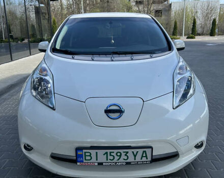 Белый Ниссан Лиф, объемом двигателя 0 л и пробегом 93 тыс. км за 6999 $, фото 2 на Automoto.ua