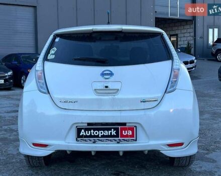 Белый Ниссан Лиф, объемом двигателя 0 л и пробегом 134 тыс. км за 6190 $, фото 5 на Automoto.ua