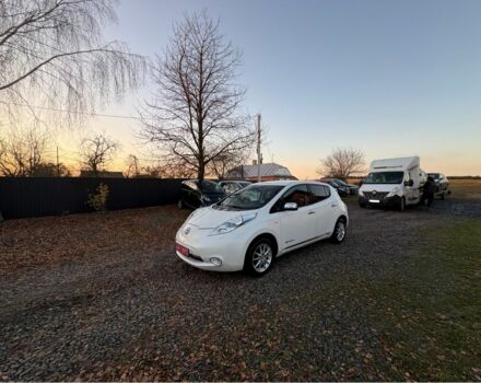 Белый Ниссан Лиф, объемом двигателя 0 л и пробегом 117 тыс. км за 6000 $, фото 17 на Automoto.ua