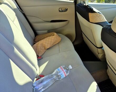 Белый Ниссан Лиф, объемом двигателя 0 л и пробегом 219 тыс. км за 7500 $, фото 8 на Automoto.ua