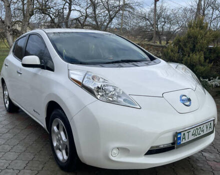 Белый Ниссан Лиф, объемом двигателя 0 л и пробегом 118 тыс. км за 6400 $, фото 2 на Automoto.ua