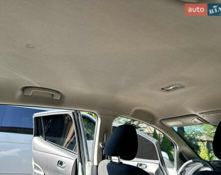 Белый Ниссан Лиф, объемом двигателя 0 л и пробегом 144 тыс. км за 6700 $, фото 21 на Automoto.ua