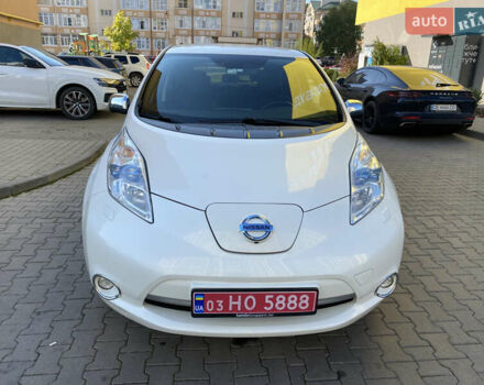Белый Ниссан Лиф, объемом двигателя 0 л и пробегом 112 тыс. км за 7599 $, фото 1 на Automoto.ua