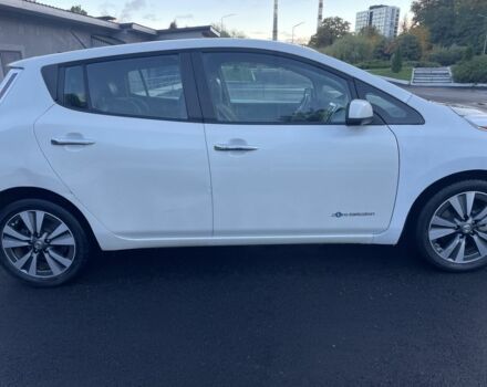 Ниссан Лиф 2014 в Виннице на Automoto.ua Белый Ниссан Лиф, объемом двигателя 0 л и пробегом 132 тыс. км за 5700 $, фото 2 на Automoto.ua