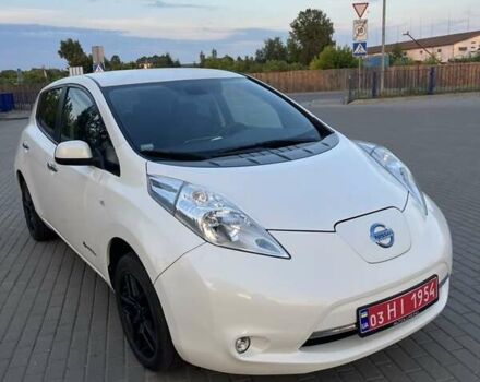 Білий Ніссан Ліф, об'ємом двигуна 0 л та пробігом 82 тис. км за 6599 $, фото 4 на Automoto.ua