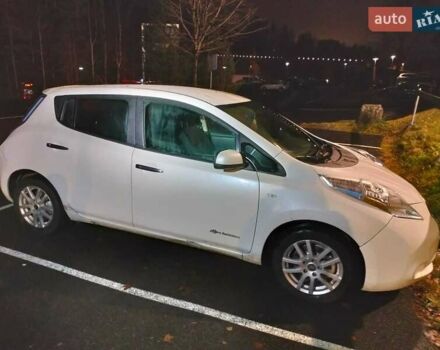 Белый Ниссан Лиф, объемом двигателя 0 л и пробегом 72 тыс. км за 6750 $, фото 1 на Automoto.ua