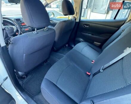 Белый Ниссан Лиф, объемом двигателя 0 л и пробегом 69 тыс. км за 7599 $, фото 10 на Automoto.ua