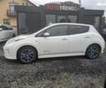 Білий Ніссан Ліф, об'ємом двигуна 0 л та пробігом 134 тис. км за 6500 $, фото 4 на Automoto.ua