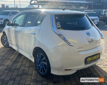 Білий Ніссан Ліф, об'ємом двигуна 24 л та пробігом 122 тис. км за 7700 $, фото 3 на Automoto.ua