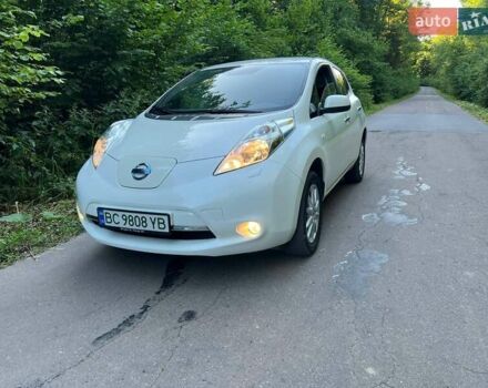 Белый Ниссан Лиф, объемом двигателя 0 л и пробегом 90 тыс. км за 6700 $, фото 1 на Automoto.ua