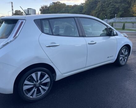 Ниссан Лиф 2014 в Виннице на Automoto.ua Белый Ниссан Лиф, объемом двигателя 0 л и пробегом 132 тыс. км за 5700 $, фото 1 на Automoto.ua