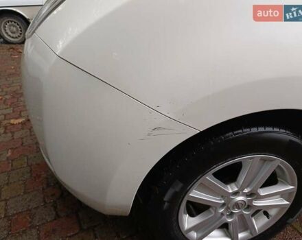 Білий Ніссан Ліф, об'ємом двигуна 0 л та пробігом 140 тис. км за 7000 $, фото 1 на Automoto.ua