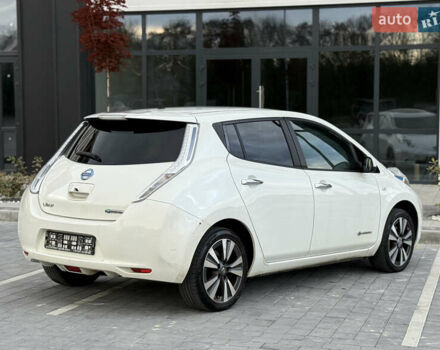 Ниссан Лиф 2014 в Городке на Automoto.ua Белый Ниссан Лиф, объемом двигателя 0 л и пробегом 161 тыс. км за 7700 $, фото 3 на Automoto.ua