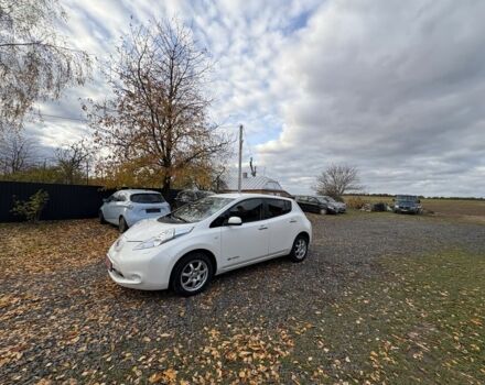 Білий Ніссан Ліф, об'ємом двигуна 0 л та пробігом 122 тис. км за 6200 $, фото 9 на Automoto.ua