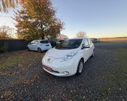 Белый Ниссан Лиф, объемом двигателя 0 л и пробегом 117 тыс. км за 6200 $, фото 10 на Automoto.ua