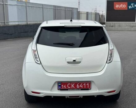 Белый Ниссан Лиф, объемом двигателя 0 л и пробегом 80 тыс. км за 6800 $, фото 3 на Automoto.ua