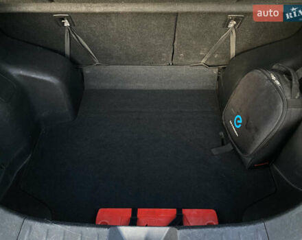 Білий Ніссан Ліф, об'ємом двигуна 0 л та пробігом 136 тис. км за 7500 $, фото 14 на Automoto.ua