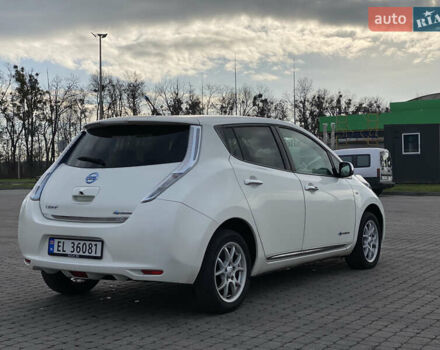 Белый Ниссан Лиф, объемом двигателя 0 л и пробегом 140 тыс. км за 5450 $, фото 30 на Automoto.ua