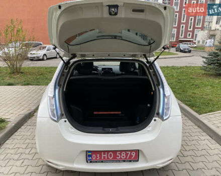 Белый Ниссан Лиф, объемом двигателя 0 л и пробегом 83 тыс. км за 7499 $, фото 3 на Automoto.ua