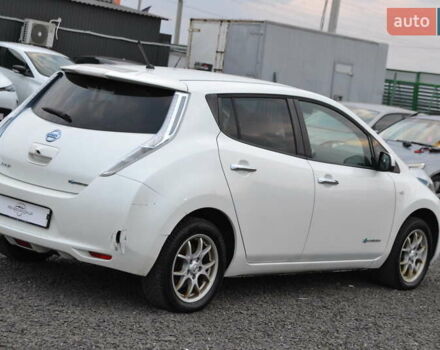 Белый Ниссан Лиф, объемом двигателя 0 л и пробегом 124 тыс. км за 5800 $, фото 6 на Automoto.ua