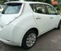 Белый Ниссан Лиф, объемом двигателя 0 л и пробегом 205 тыс. км за 5500 $, фото 4 на Automoto.ua