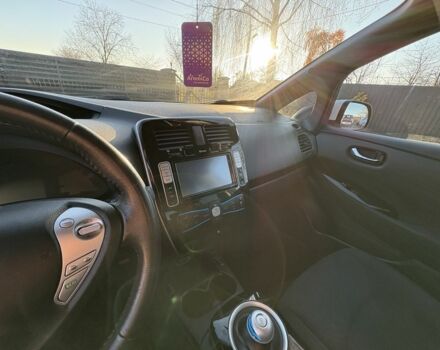 Білий Ніссан Ліф, об'ємом двигуна 0 л та пробігом 122 тис. км за 6100 $, фото 18 на Automoto.ua