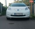 Білий Ніссан Ліф, об'ємом двигуна 0 л та пробігом 117 тис. км за 6500 $, фото 1 на Automoto.ua