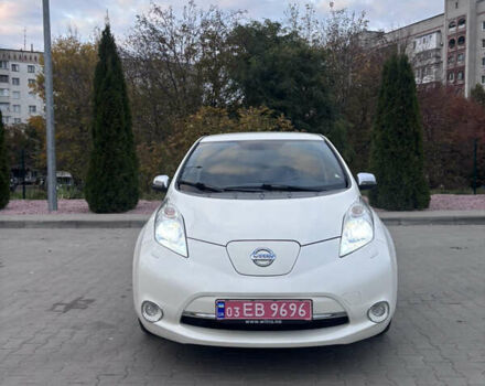 Белый Ниссан Лиф, объемом двигателя 0 л и пробегом 145 тыс. км за 6799 $, фото 1 на Automoto.ua