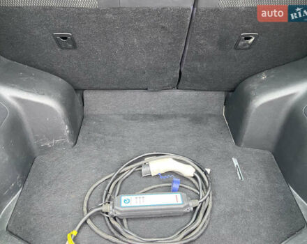 Белый Ниссан Лиф, объемом двигателя 0 л и пробегом 223 тыс. км за 5900 $, фото 18 на Automoto.ua