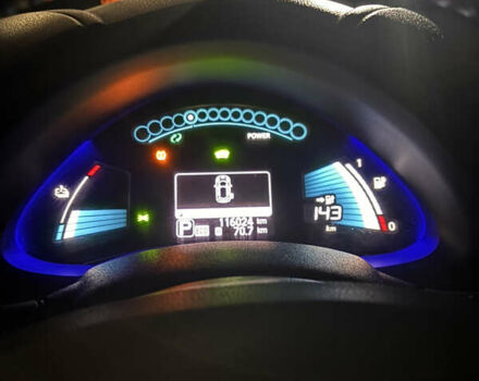 Білий Ніссан Ліф, об'ємом двигуна 0 л та пробігом 117 тис. км за 6500 $, фото 6 на Automoto.ua