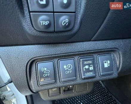 Белый Ниссан Лиф, объемом двигателя 0 л и пробегом 69 тыс. км за 7599 $, фото 14 на Automoto.ua