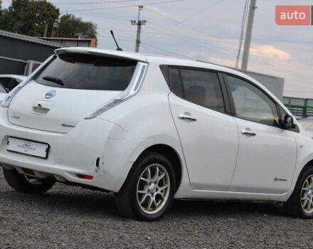 Белый Ниссан Лиф, объемом двигателя 0 л и пробегом 124 тыс. км за 5800 $, фото 7 на Automoto.ua