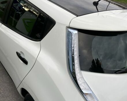 Ниссан Лиф 2014 в Виннице на Automoto.ua Белый Ниссан Лиф, объемом двигателя 0 л и пробегом 223 тыс. км за 5700 $, фото 3 на Automoto.ua