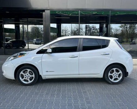 Белый Ниссан Лиф, объемом двигателя 0 л и пробегом 93 тыс. км за 6999 $, фото 1 на Automoto.ua