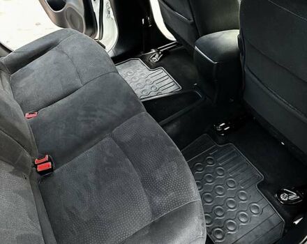 Білий Ніссан Ліф, об'ємом двигуна 0 л та пробігом 96 тис. км за 7950 $, фото 40 на Automoto.ua