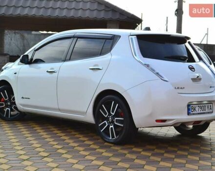 Білий Ніссан Ліф, об'ємом двигуна 0 л та пробігом 96 тис. км за 7950 $, фото 22 на Automoto.ua