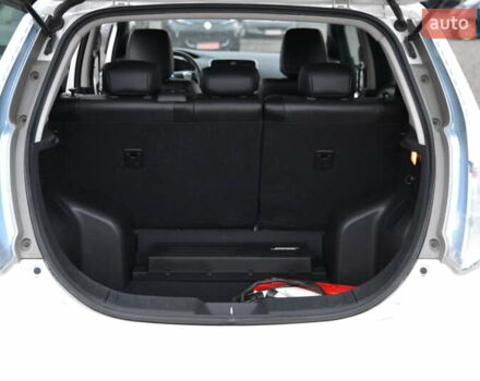 Белый Ниссан Лиф, объемом двигателя 0 л и пробегом 124 тыс. км за 5800 $, фото 17 на Automoto.ua