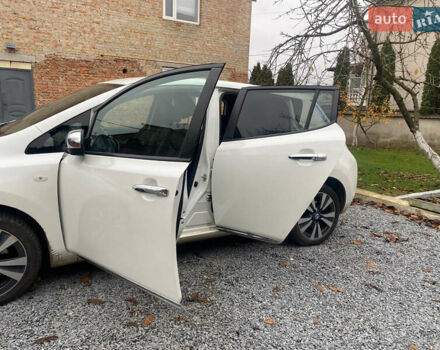 Білий Ніссан Ліф, об'ємом двигуна 0 л та пробігом 179 тис. км за 6800 $, фото 9 на Automoto.ua