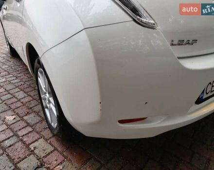 Білий Ніссан Ліф, об'ємом двигуна 0 л та пробігом 140 тис. км за 7000 $, фото 4 на Automoto.ua