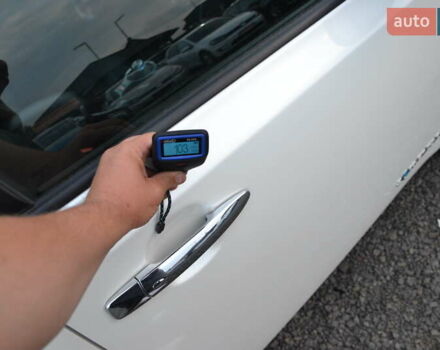 Белый Ниссан Лиф, объемом двигателя 0 л и пробегом 124 тыс. км за 5800 $, фото 34 на Automoto.ua