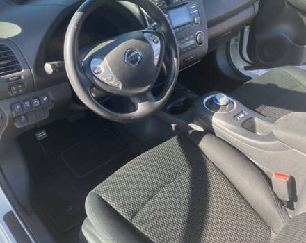 Белый Ниссан Лиф, объемом двигателя 0 л и пробегом 119 тыс. км за 6350 $, фото 8 на Automoto.ua