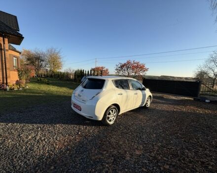 Белый Ниссан Лиф, объемом двигателя 0 л и пробегом 122 тыс. км за 6100 $, фото 13 на Automoto.ua