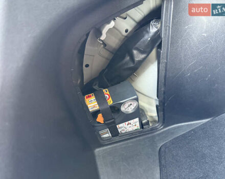 Белый Ниссан Лиф, объемом двигателя 0 л и пробегом 144 тыс. км за 7250 $, фото 24 на Automoto.ua