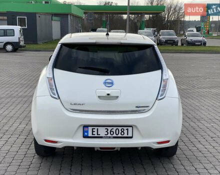 Белый Ниссан Лиф, объемом двигателя 0 л и пробегом 140 тыс. км за 5450 $, фото 6 на Automoto.ua