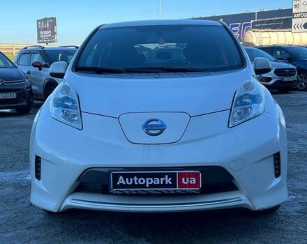 Белый Ниссан Лиф, объемом двигателя 0 л и пробегом 134 тыс. км за 6190 $, фото 8 на Automoto.ua