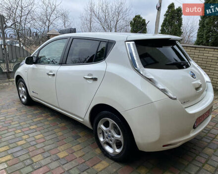 Белый Ниссан Лиф, объемом двигателя 0 л и пробегом 148 тыс. км за 5999 $, фото 3 на Automoto.ua