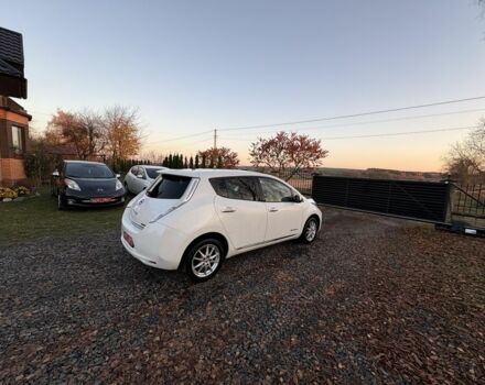 Белый Ниссан Лиф, объемом двигателя 0 л и пробегом 117 тыс. км за 6000 $, фото 13 на Automoto.ua