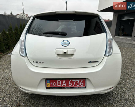 Белый Ниссан Лиф, объемом двигателя 0 л и пробегом 136 тыс. км за 5850 $, фото 3 на Automoto.ua